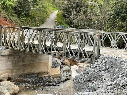 Easy And Fast Erection Steel Bailey Bridge timber deck